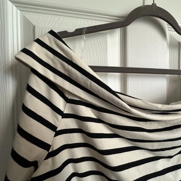 Who What Wear NWT Women's Plus 1X Off White & Black Stripe Off Shoulder Top - Picture 2 of 6